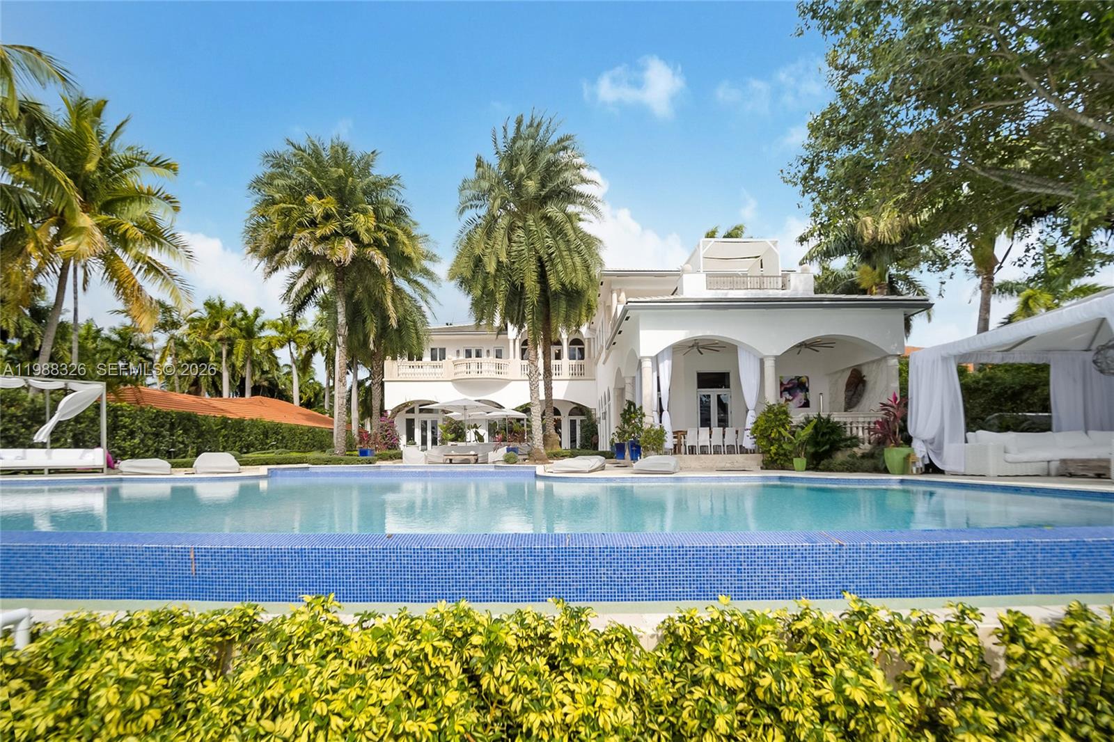 PALM ISLAND - Residential Lease