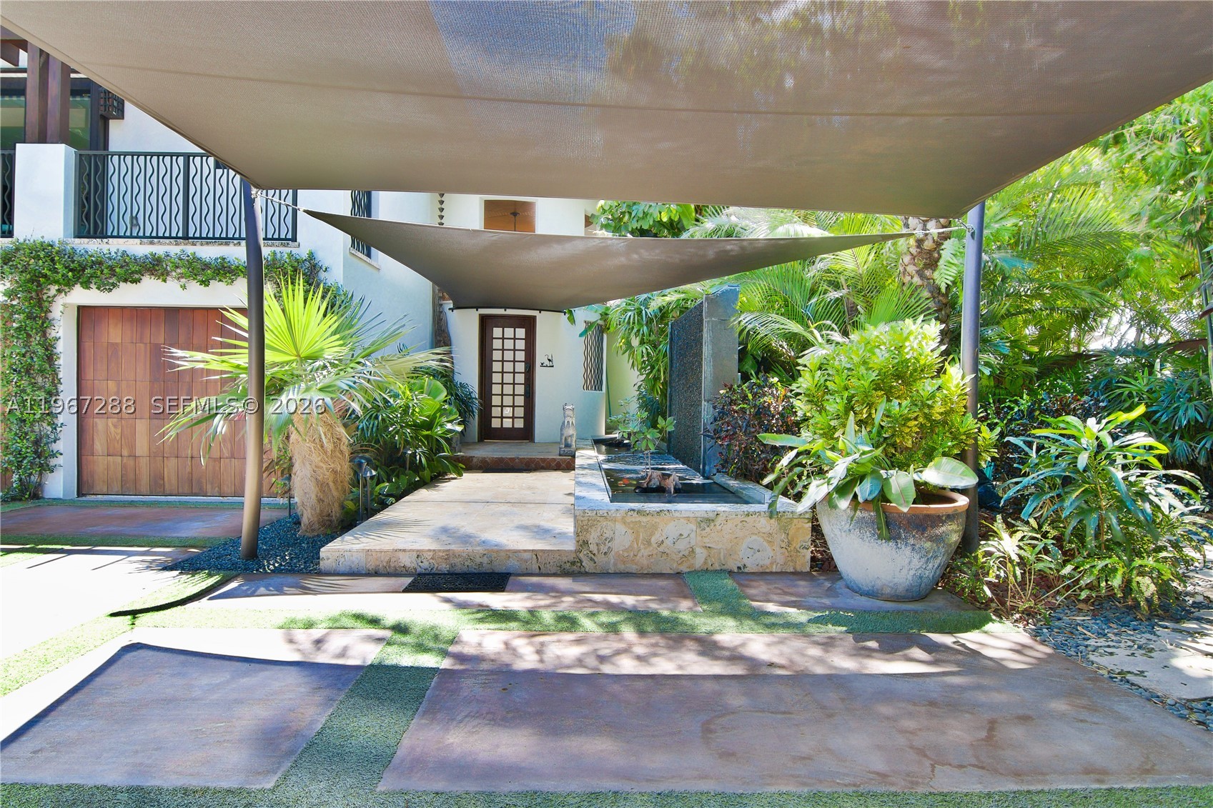 DI LIDO ISLAND - Residential