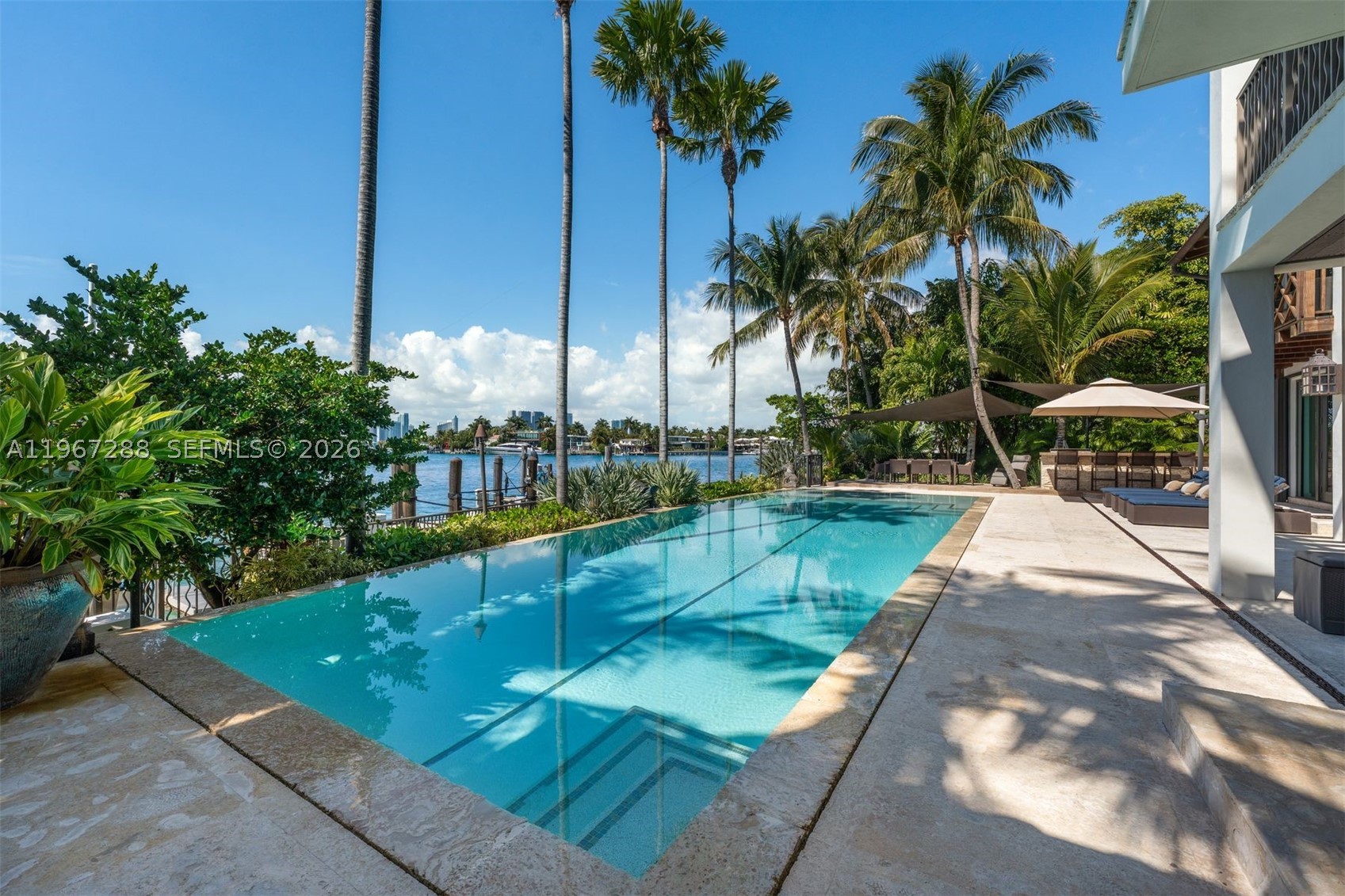 DI LIDO ISLAND - Residential