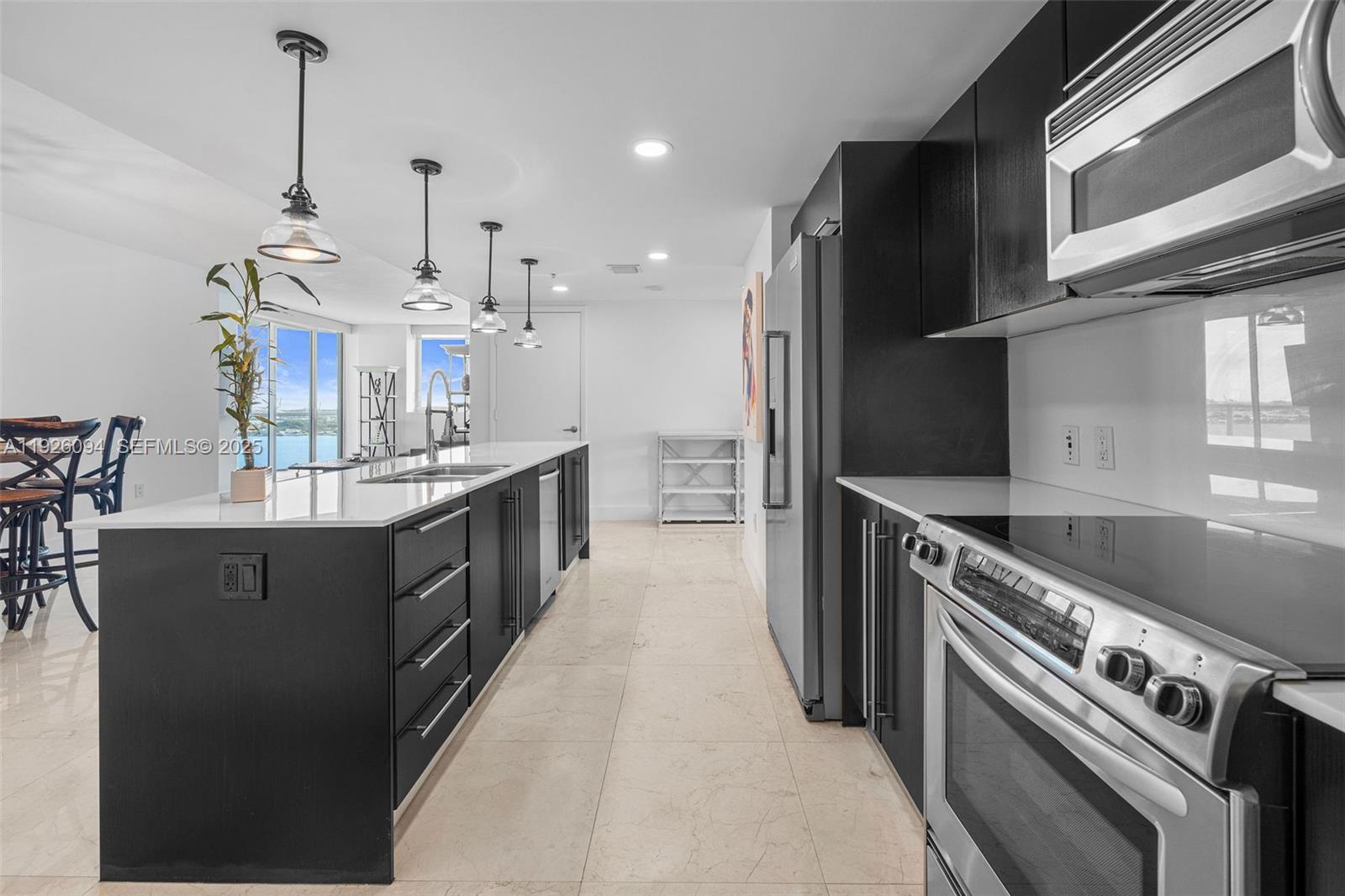 ONYX ON THE BAY CONDO - Residential