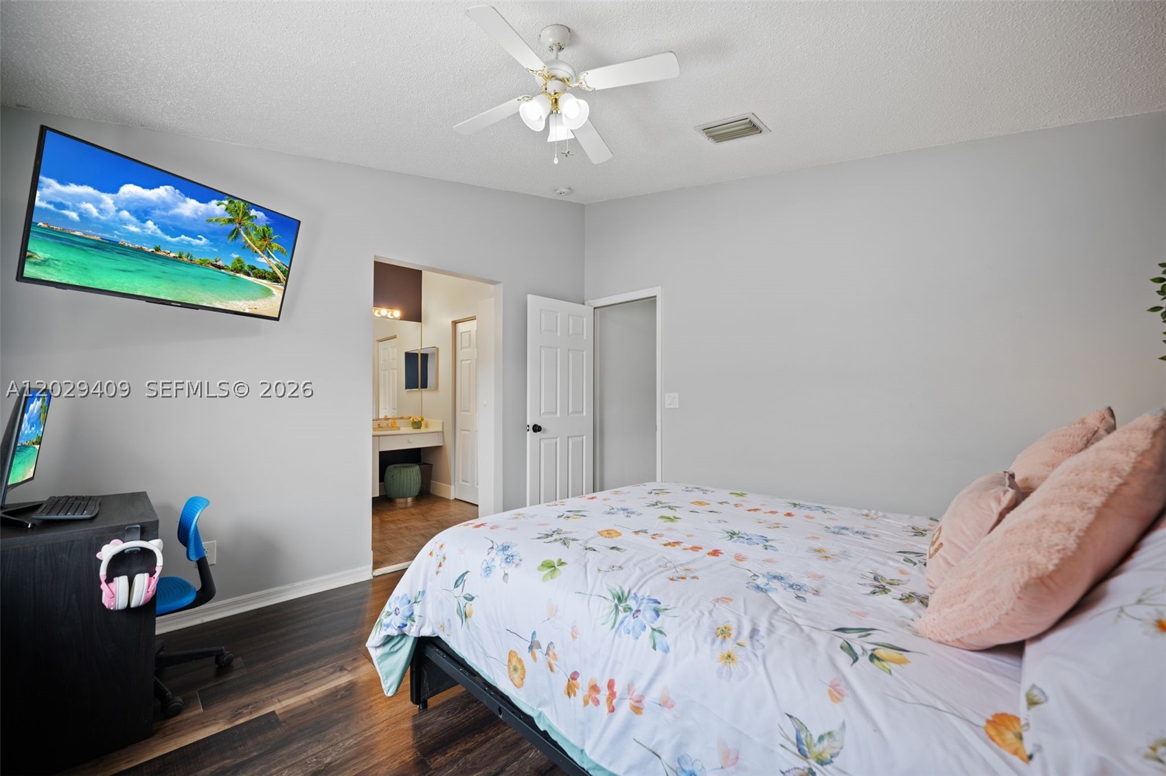 CHAPEL TRAIL II - Residential