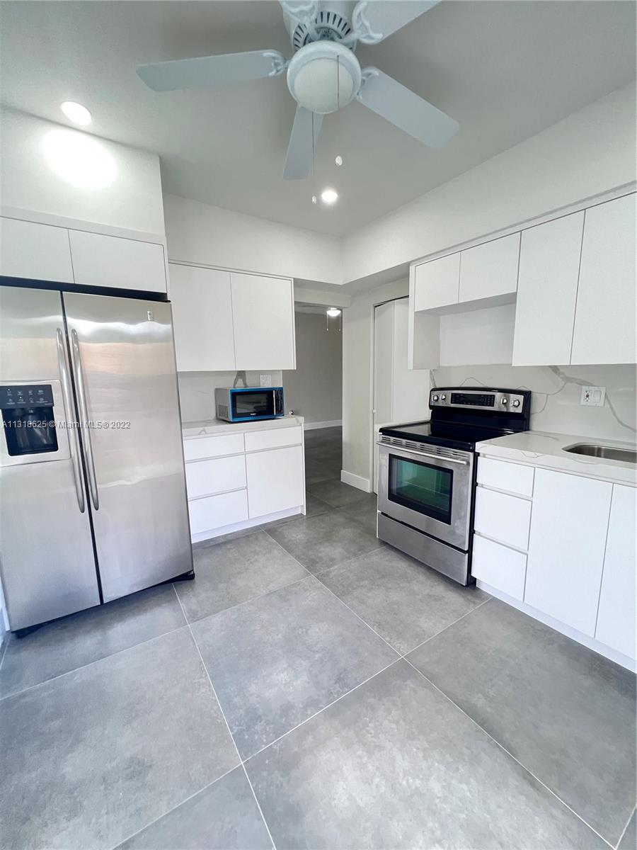 AMD PL BAY RIDGE - Residential Lease
