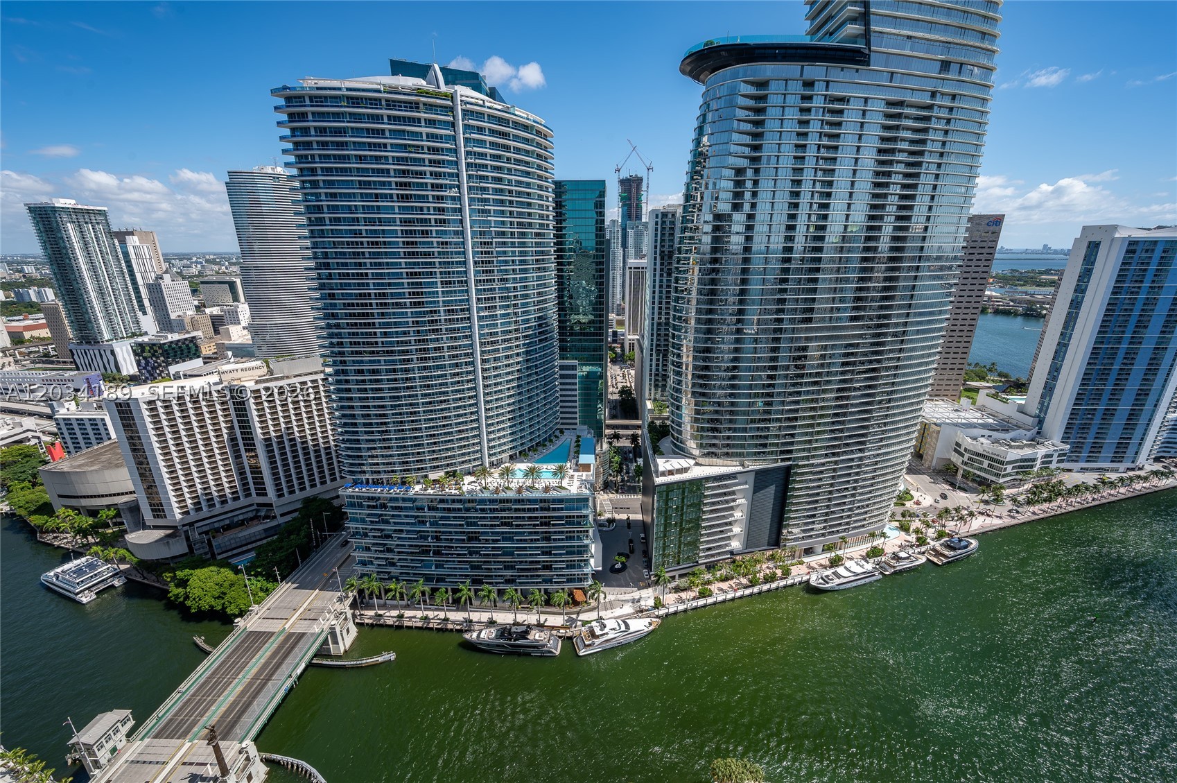 ICONBRICKELL CONDO NO 1 - Residential