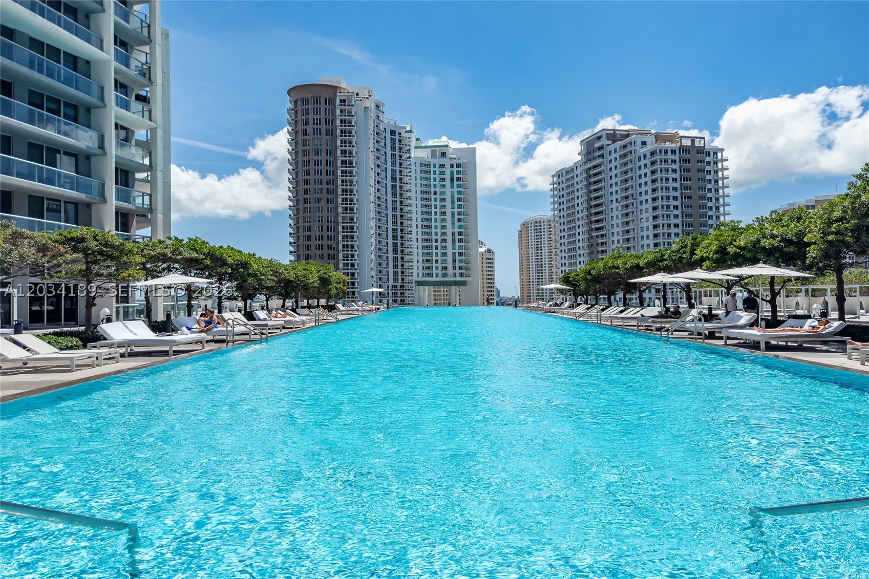 ICONBRICKELL CONDO NO 1 - Residential
