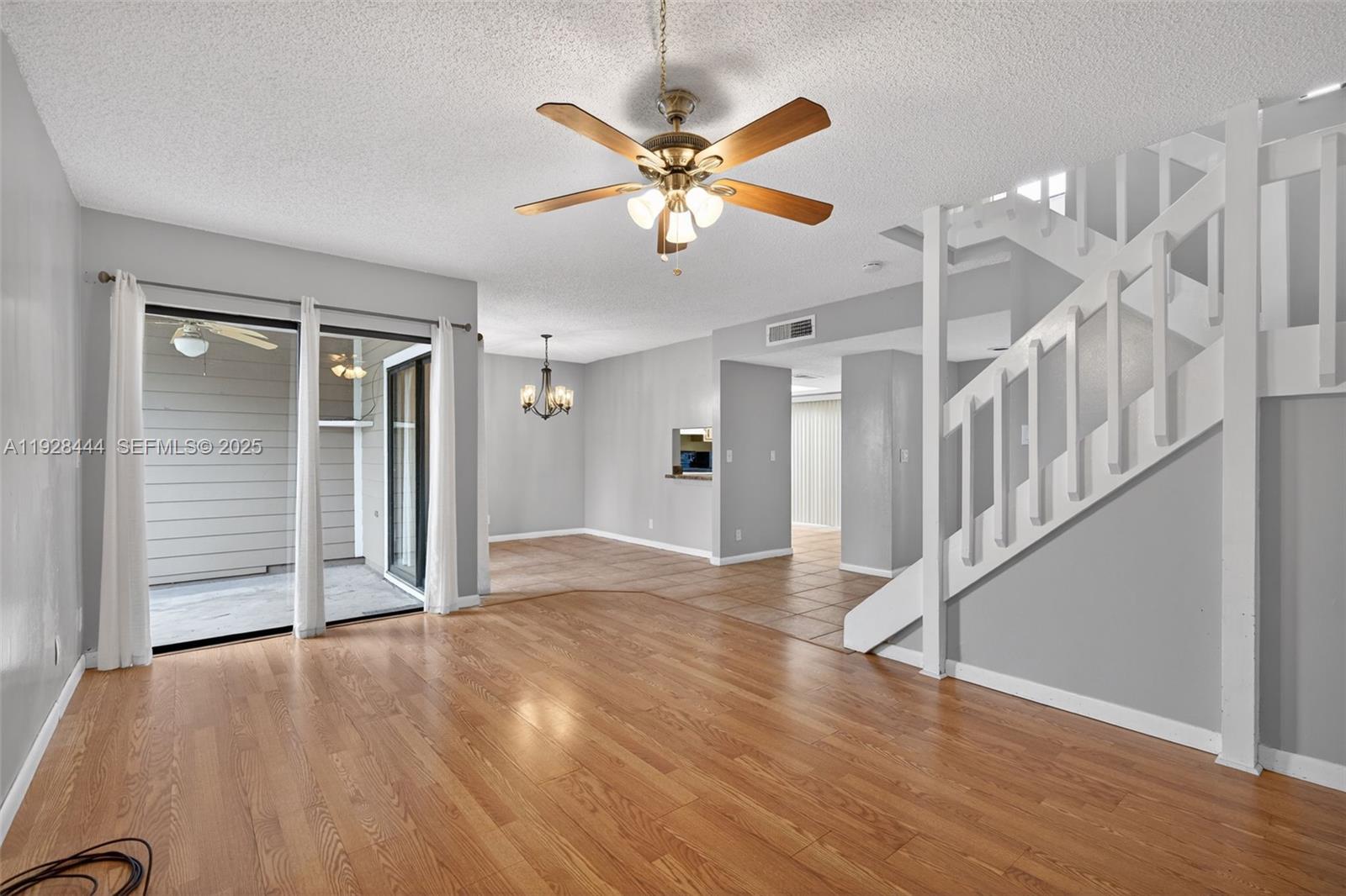 JUPITER VILLAGE TOWNHOMES - Residential
