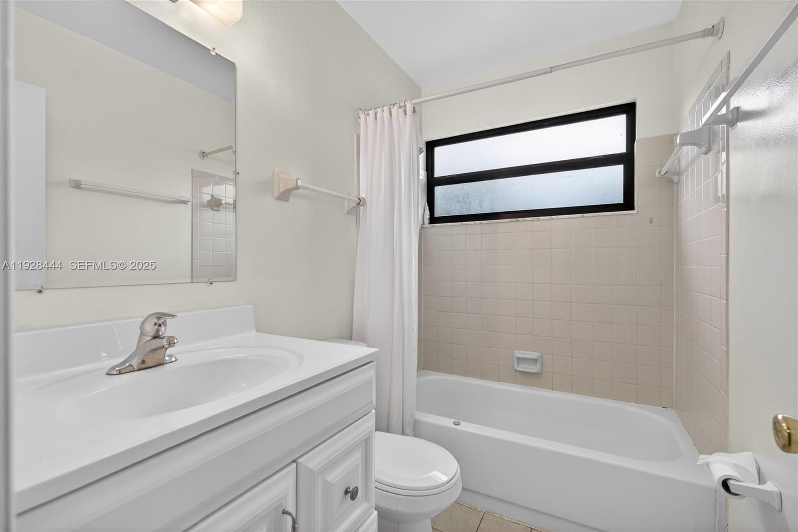 JUPITER VILLAGE TOWNHOMES - Residential
