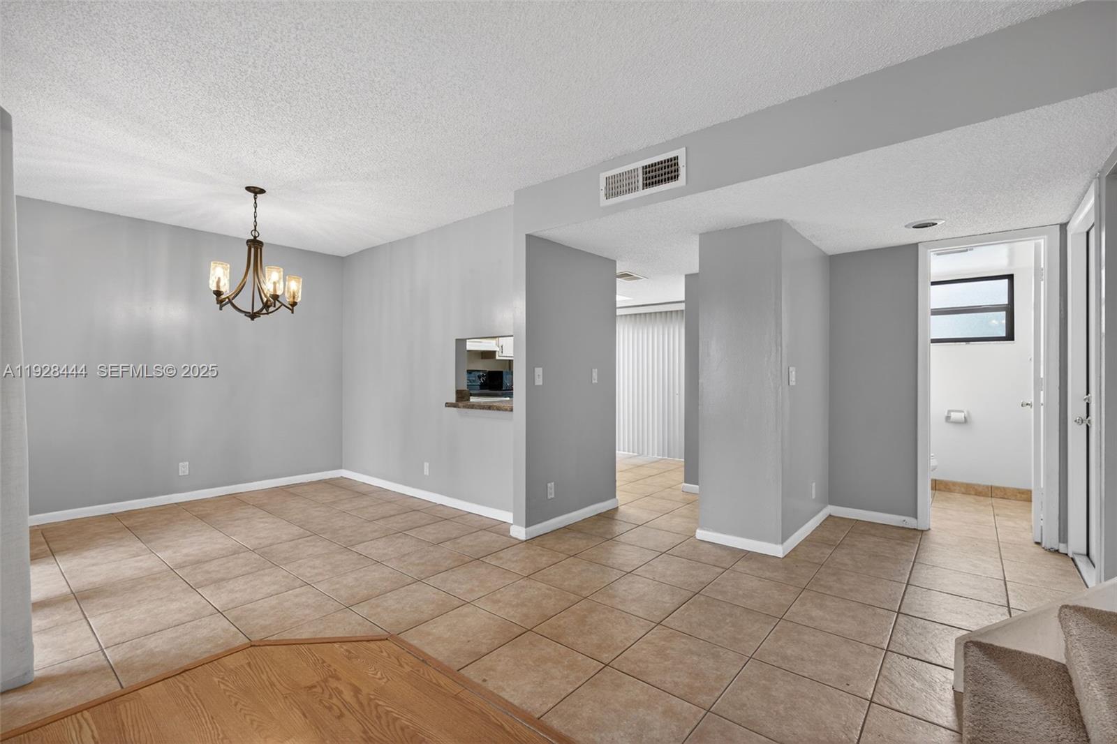 JUPITER VILLAGE TOWNHOMES - Residential