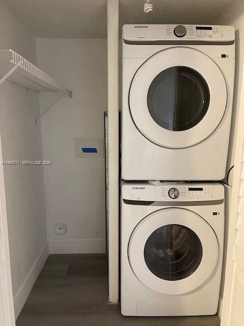 LAS VILLAS CONDO - Residential Lease