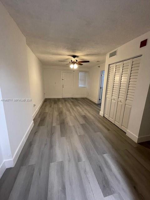 LAS VILLAS CONDO - Residential Lease