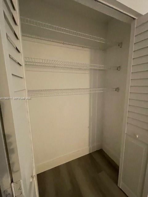 LAS VILLAS CONDO - Residential Lease