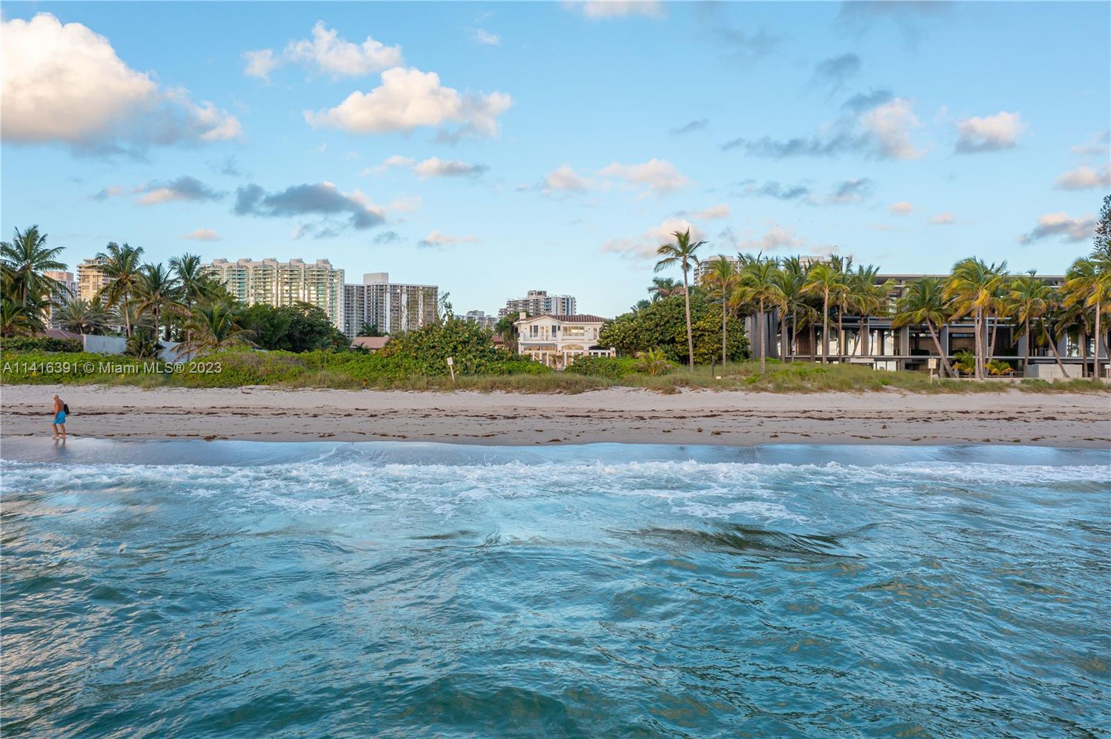 GOLDEN BEACH SEC B - Residential