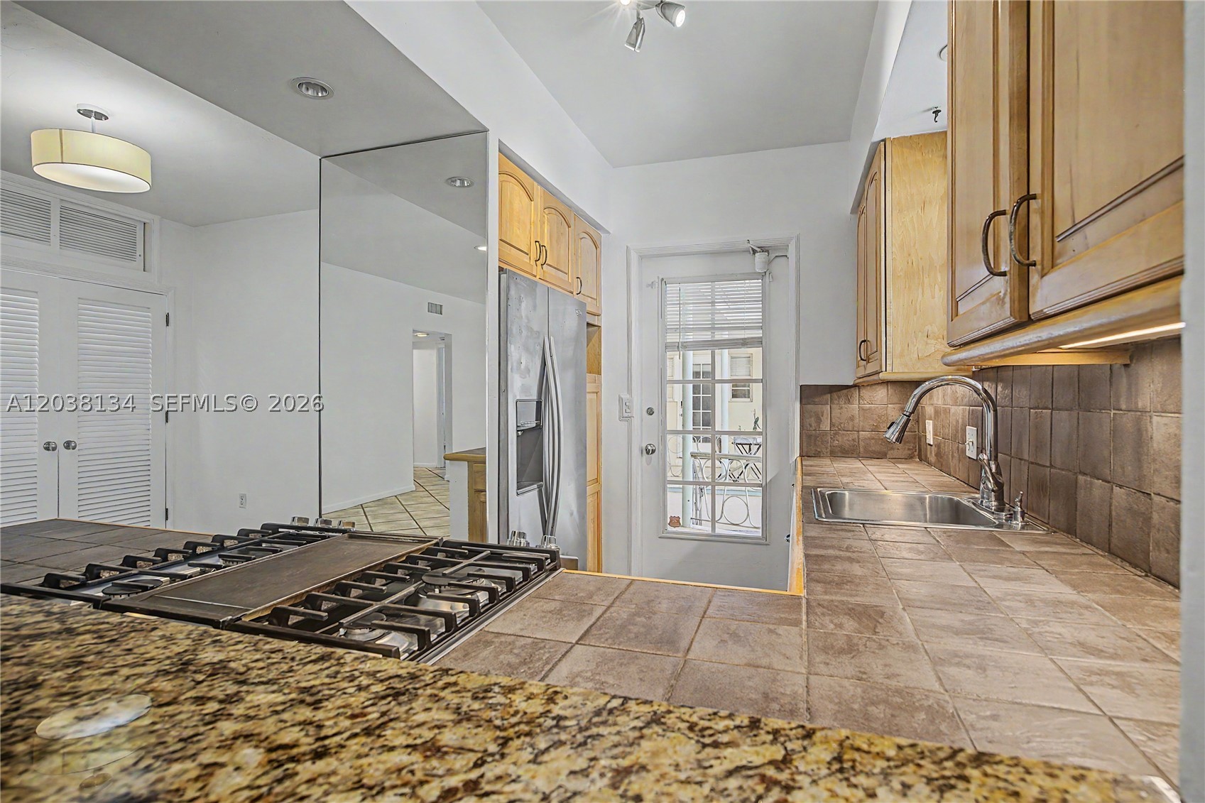 WASHINGTON PARK CONDO - Residential