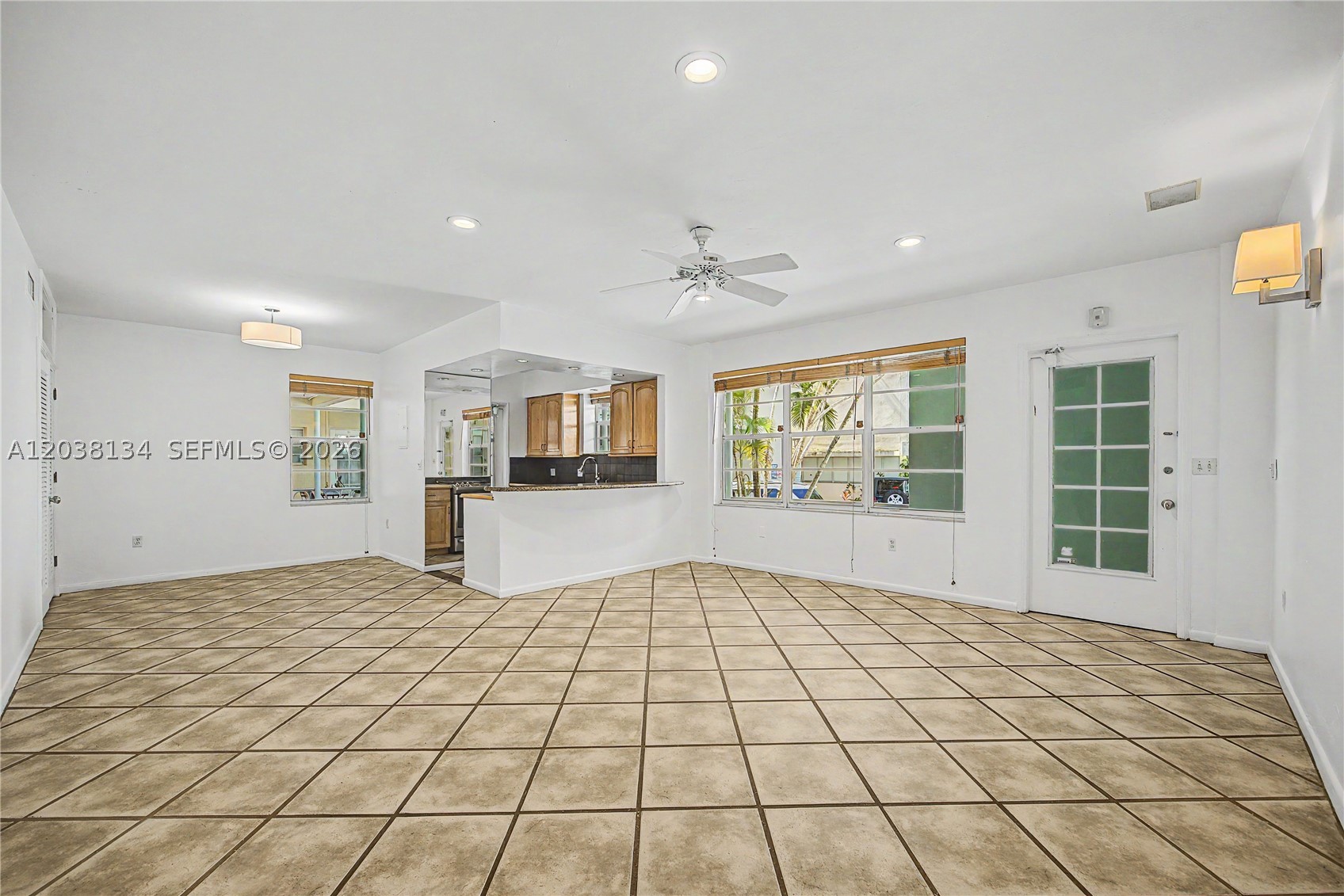 WASHINGTON PARK CONDO - Residential