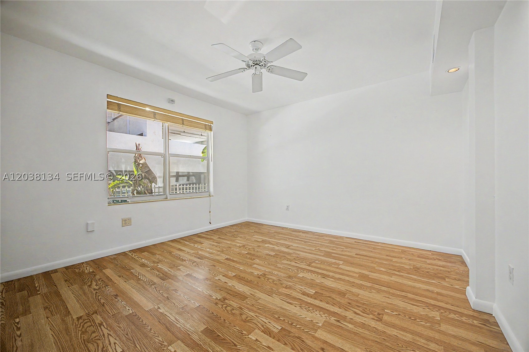 WASHINGTON PARK CONDO - Residential