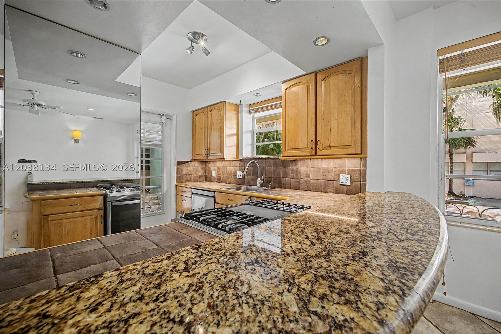 WASHINGTON PARK CONDO - Residential