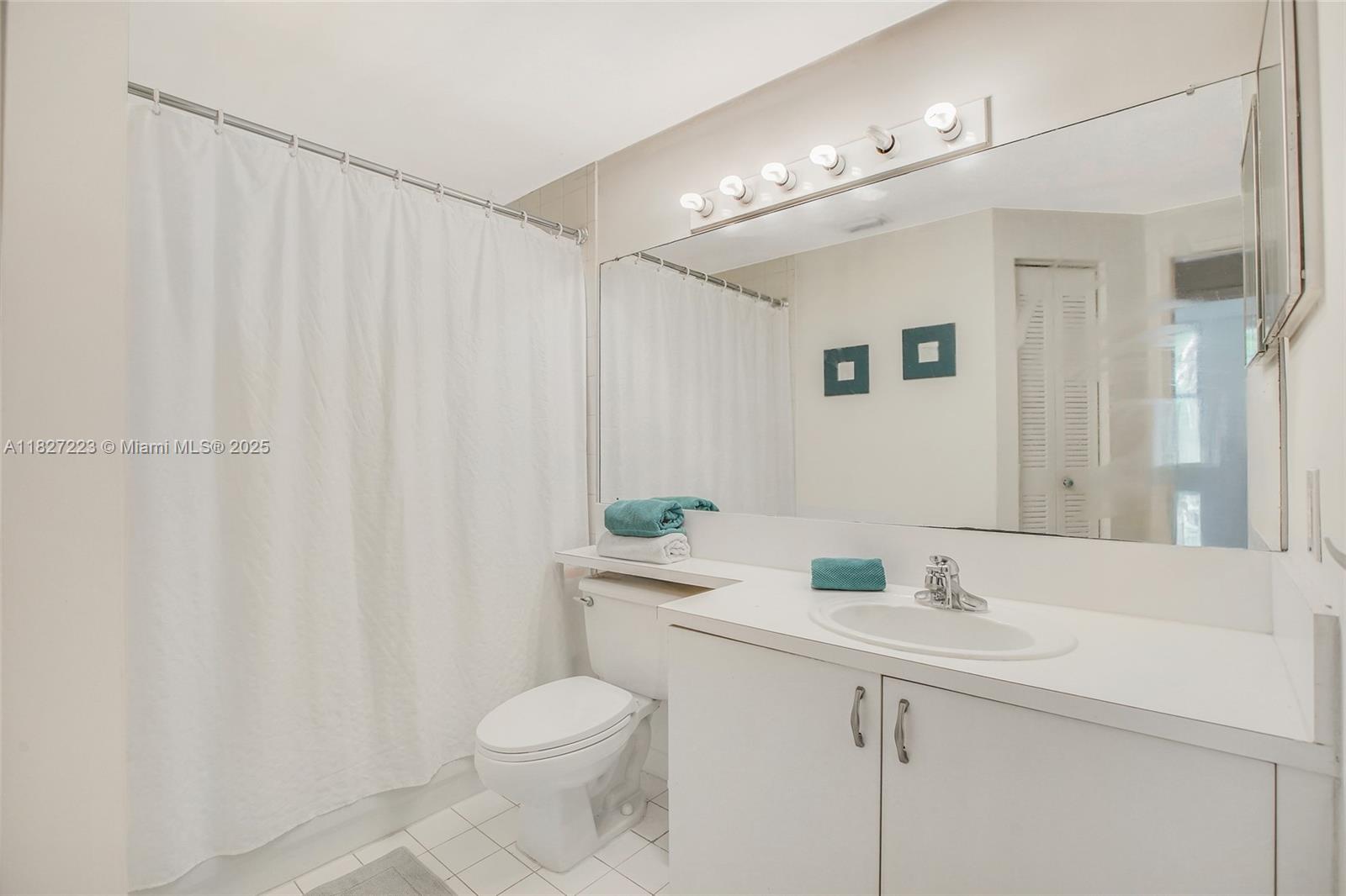 THE YACHT CLUB AT AVENTUR - Residential Lease