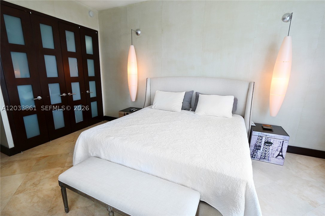 CONTINUUM ON SOUTH BEACH - Residential Lease
