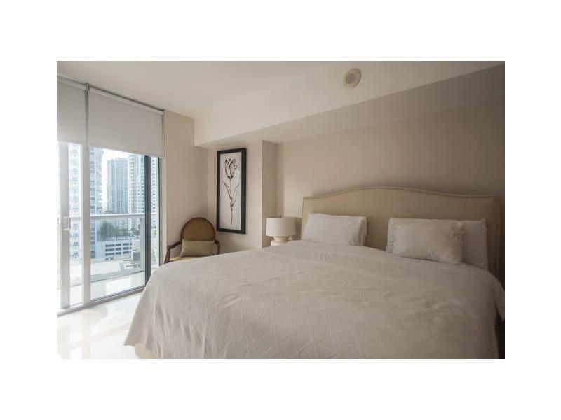 ICON BRICKELL - Residential Lease