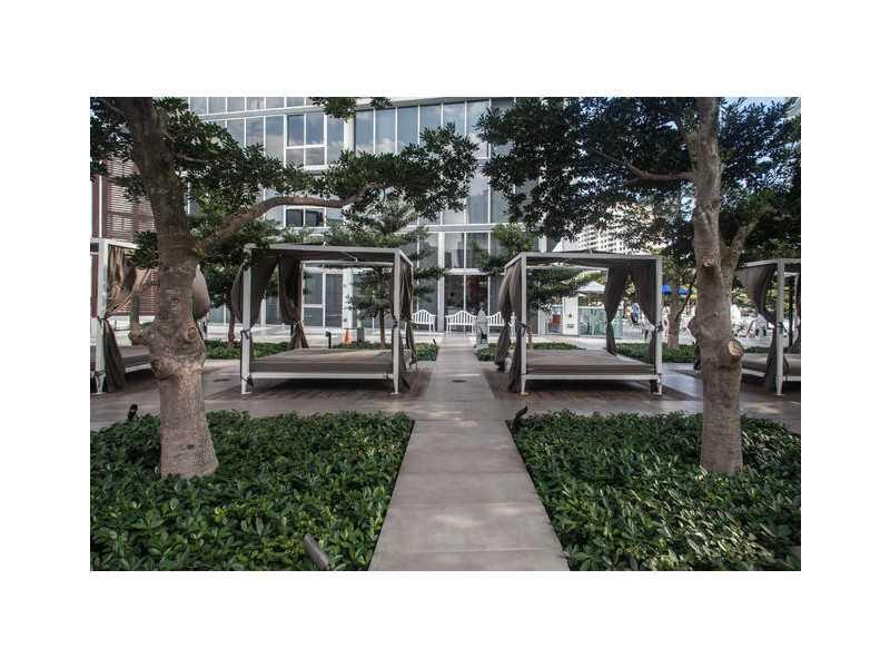 ICON BRICKELL - Residential Lease