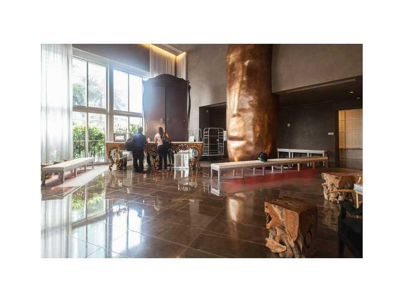 ICON BRICKELL - Residential Lease