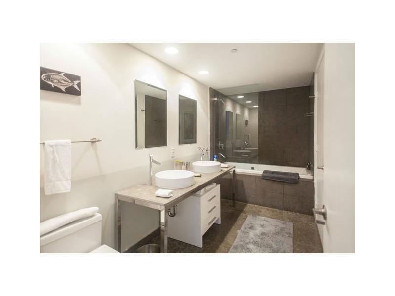 ICON BRICKELL - Residential Lease
