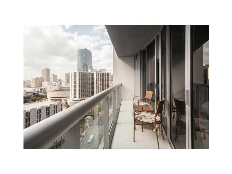 ICON BRICKELL - Residential Lease