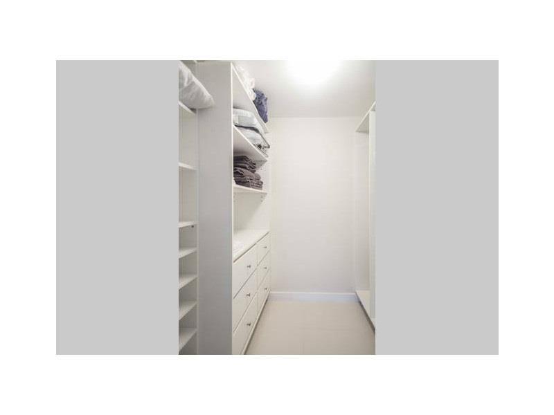 ICON BRICKELL - Residential Lease