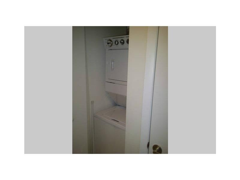 ICON BRICKELL - Residential Lease