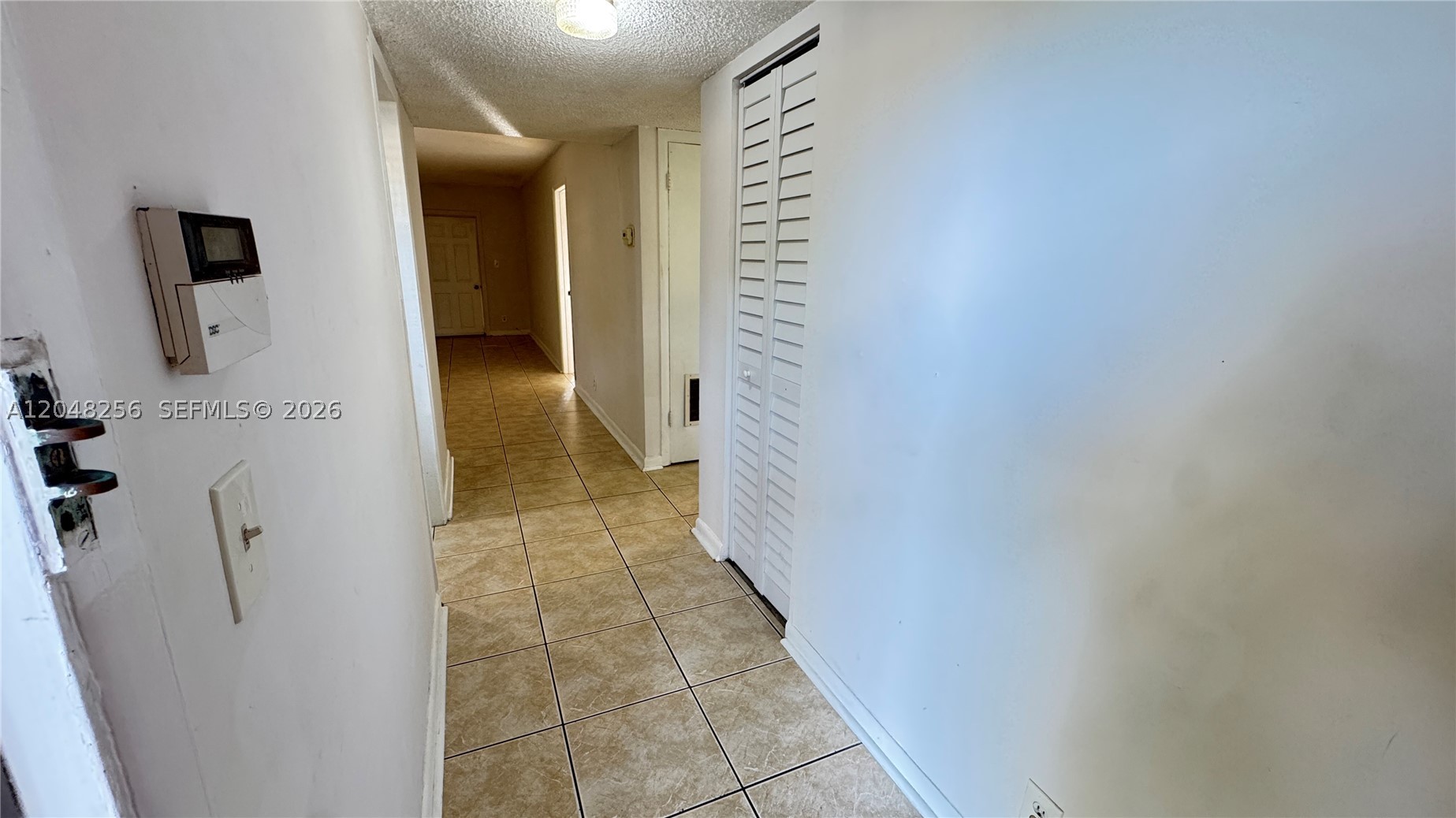 LAKEWOOD ON THE GREEN CON - Residential Lease