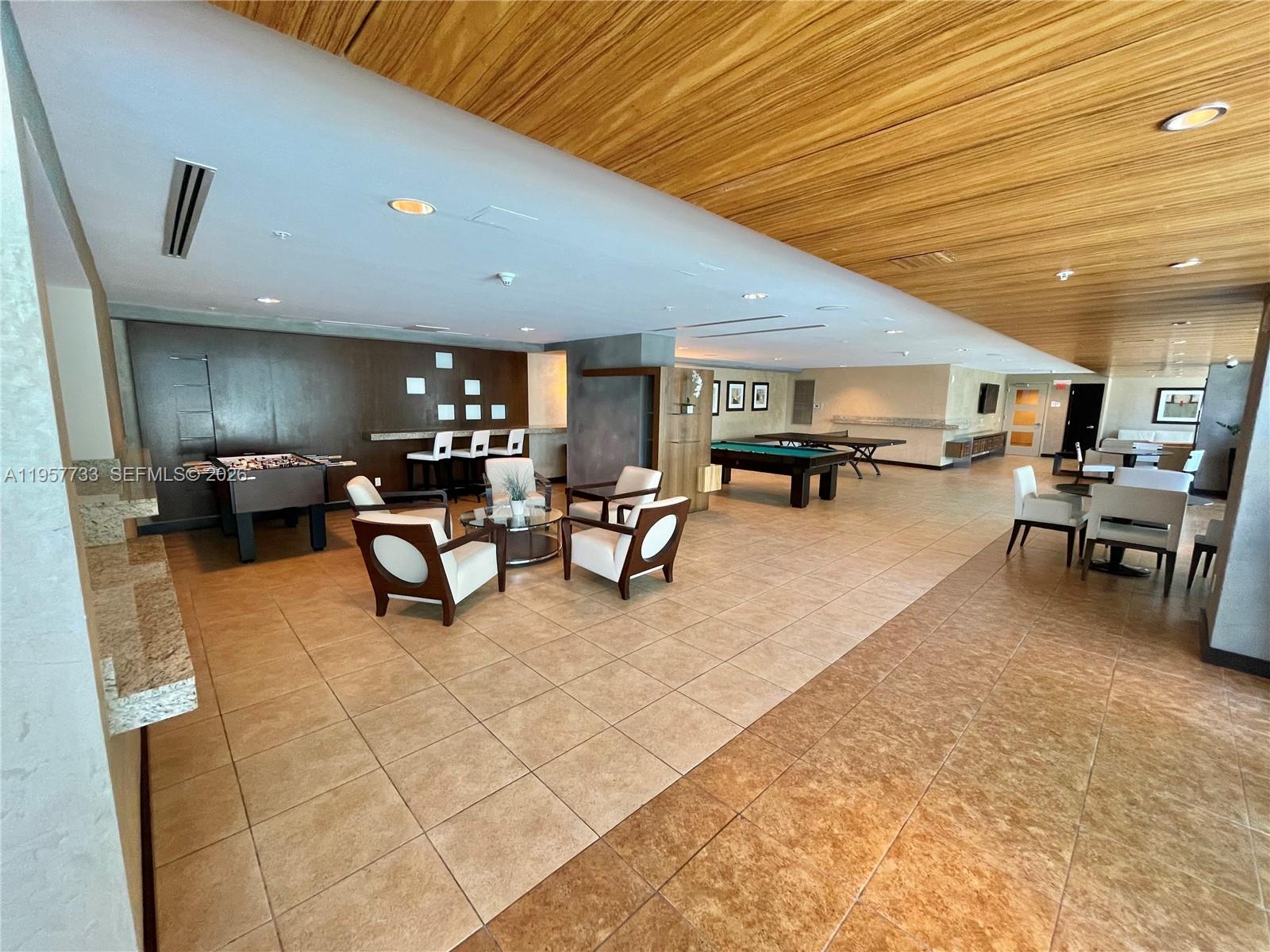 INFINITY AT BRICKELL COND - Residential