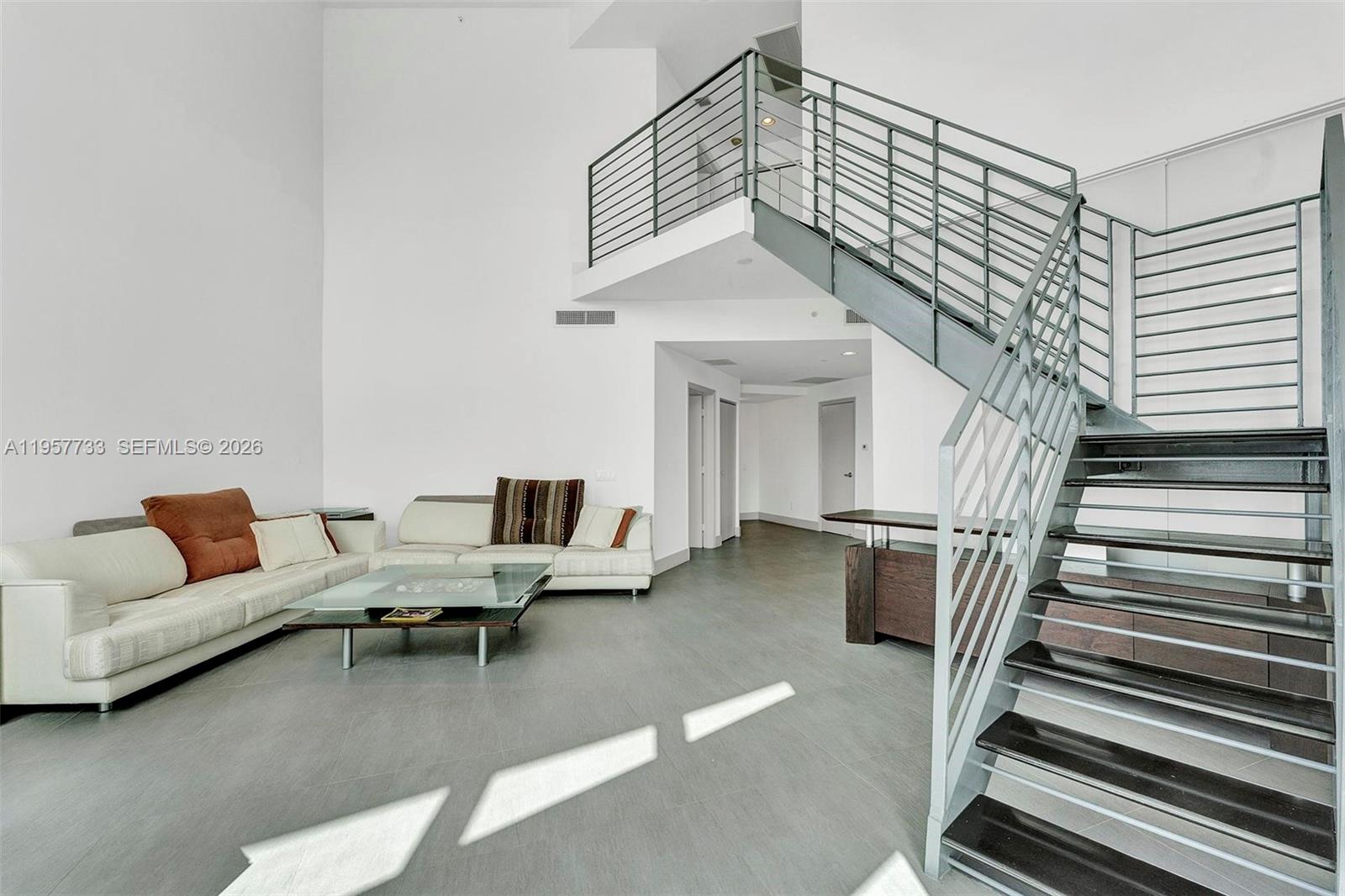 INFINITY AT BRICKELL COND - Residential