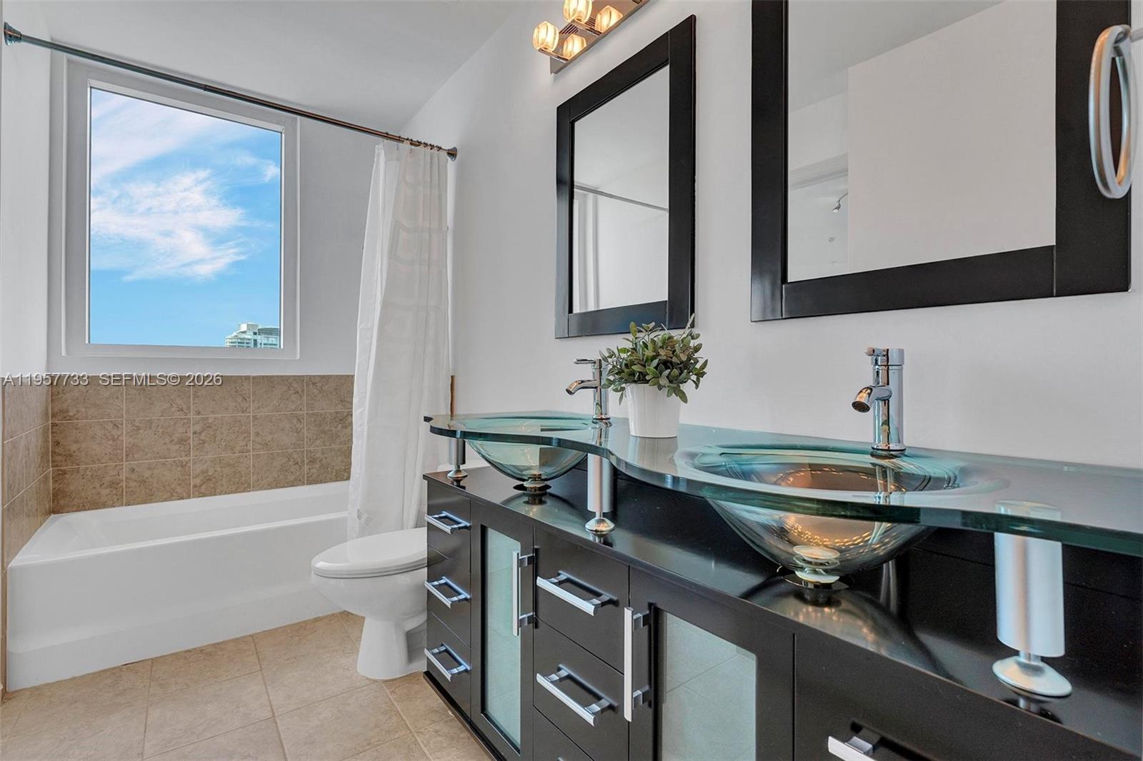 INFINITY AT BRICKELL COND - Residential