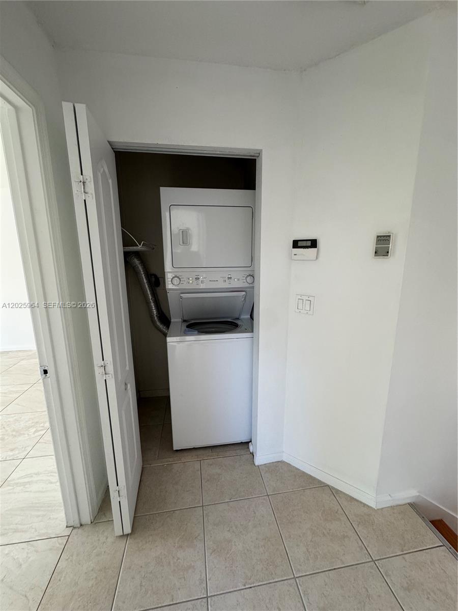 ATLANTIC SHORES DIXIE HIG - Residential Lease