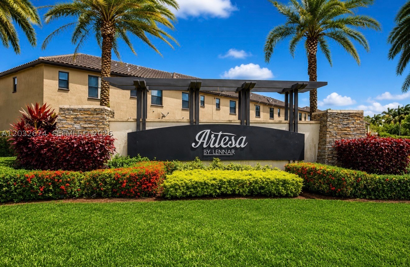 COCO PALM ESTATES - Residential