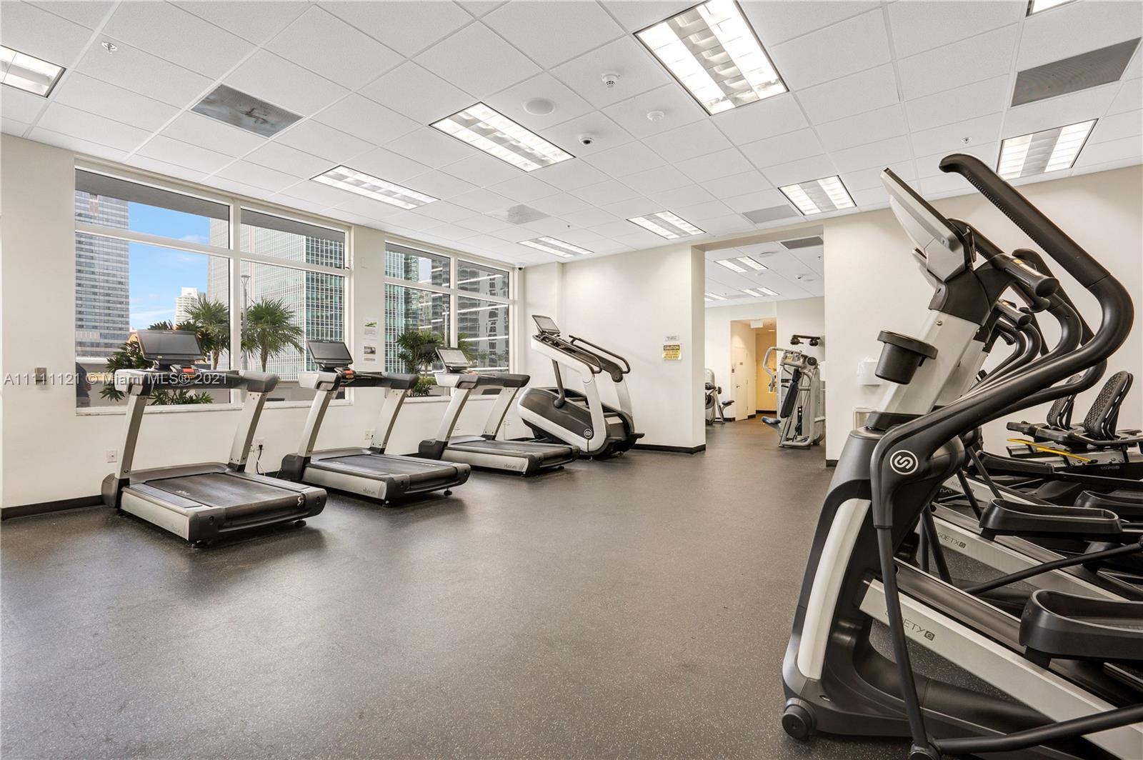 THE CLUB AT BRICKELL BAY - Residential