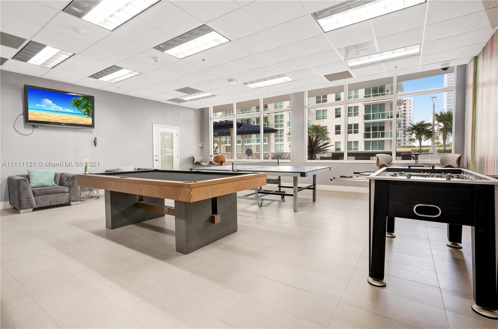 THE CLUB AT BRICKELL BAY - Residential