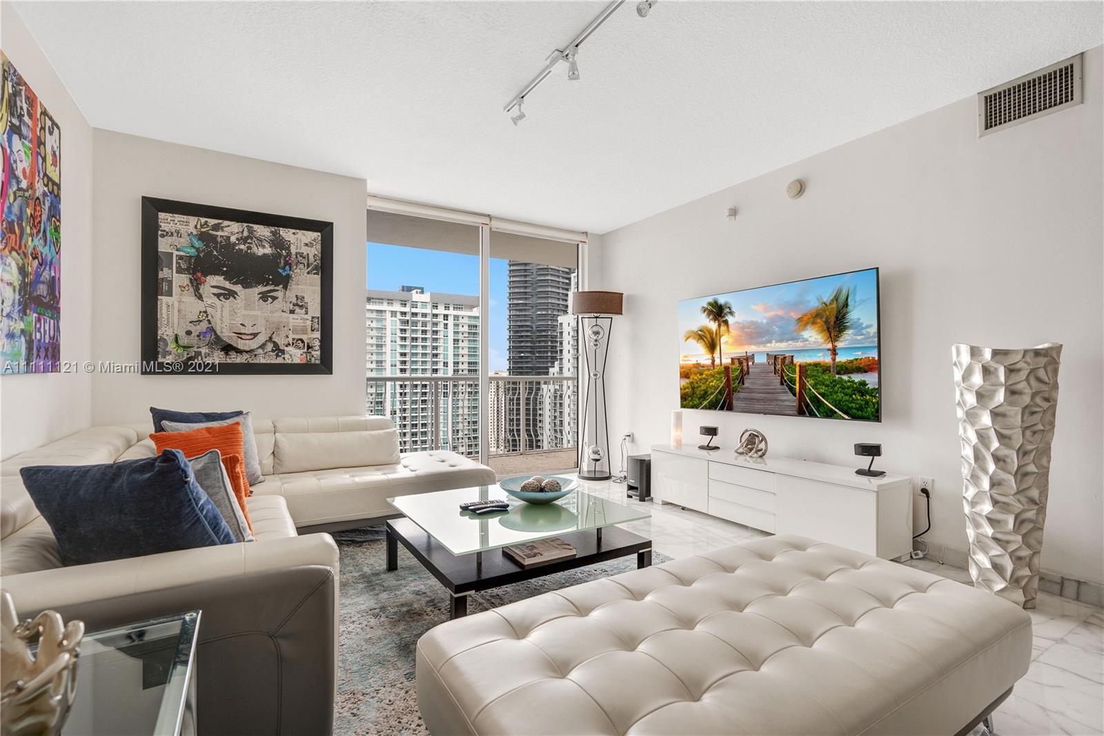 THE CLUB AT BRICKELL BAY - Residential