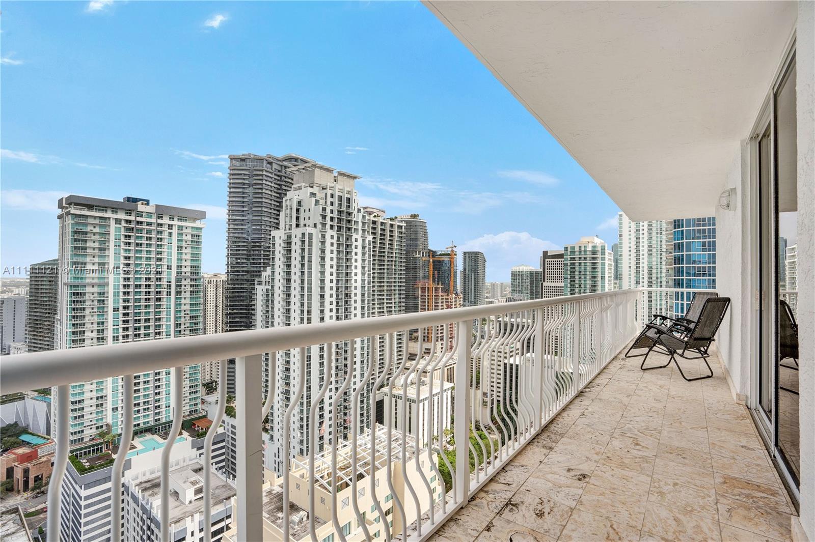 THE CLUB AT BRICKELL BAY - Residential