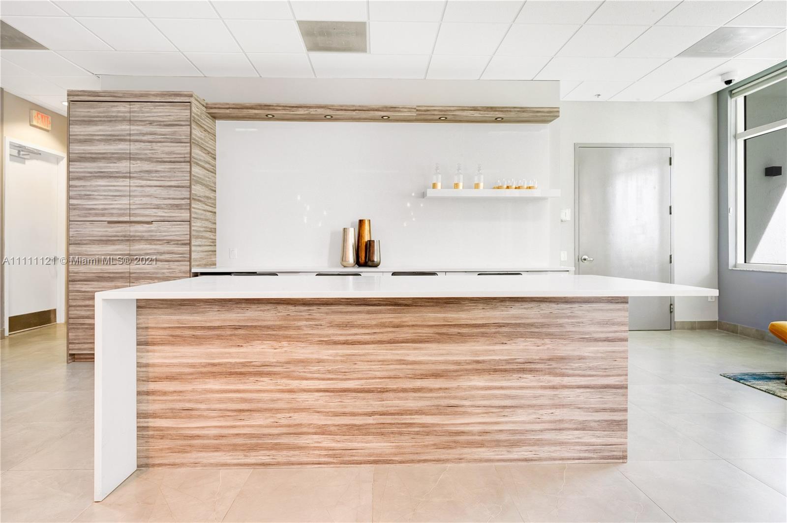 THE CLUB AT BRICKELL BAY - Residential