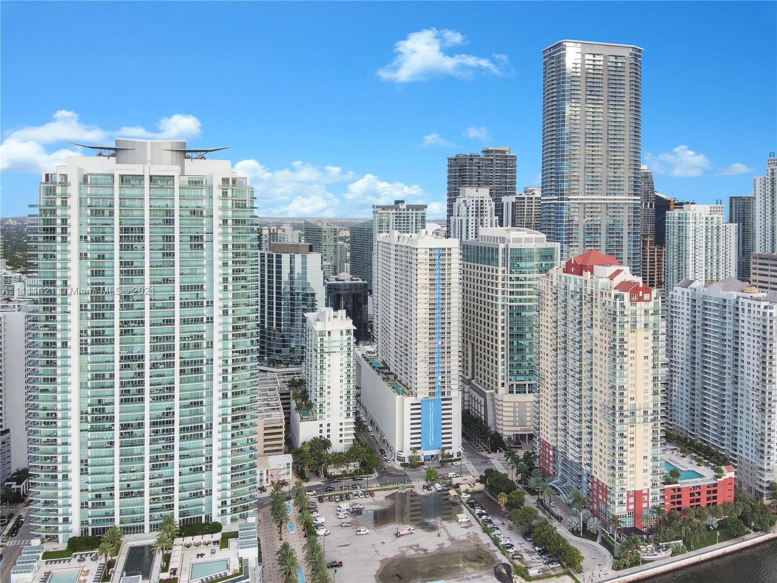 THE CLUB AT BRICKELL BAY - Residential