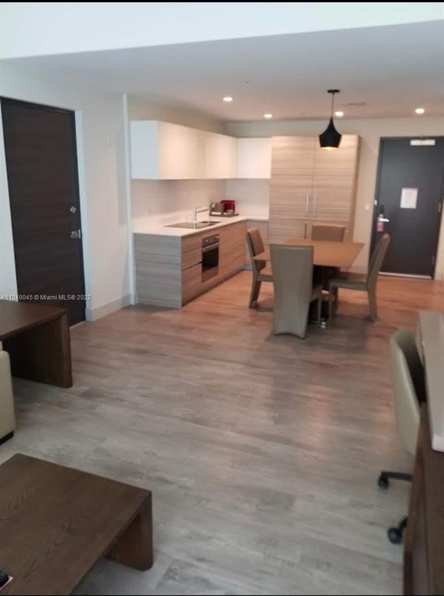 COSTA HOLLYWOOD CONDO - Residential