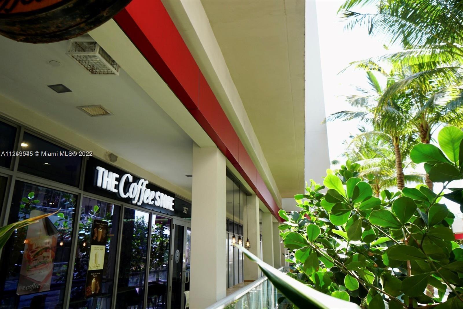 COSTA HOLLYWOOD CONDO - Residential