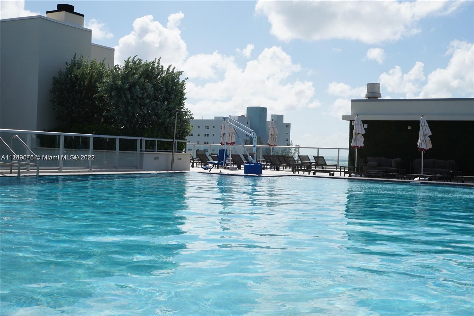 COSTA HOLLYWOOD CONDO - Residential