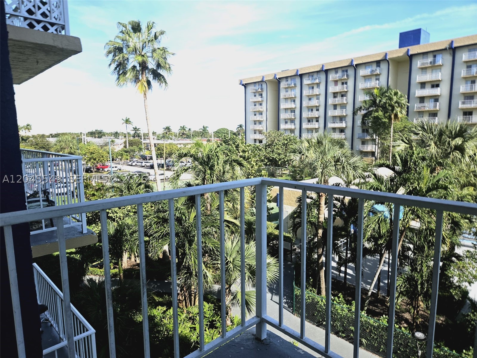 YOLANDA VILLAS CONDO - Residential Lease
