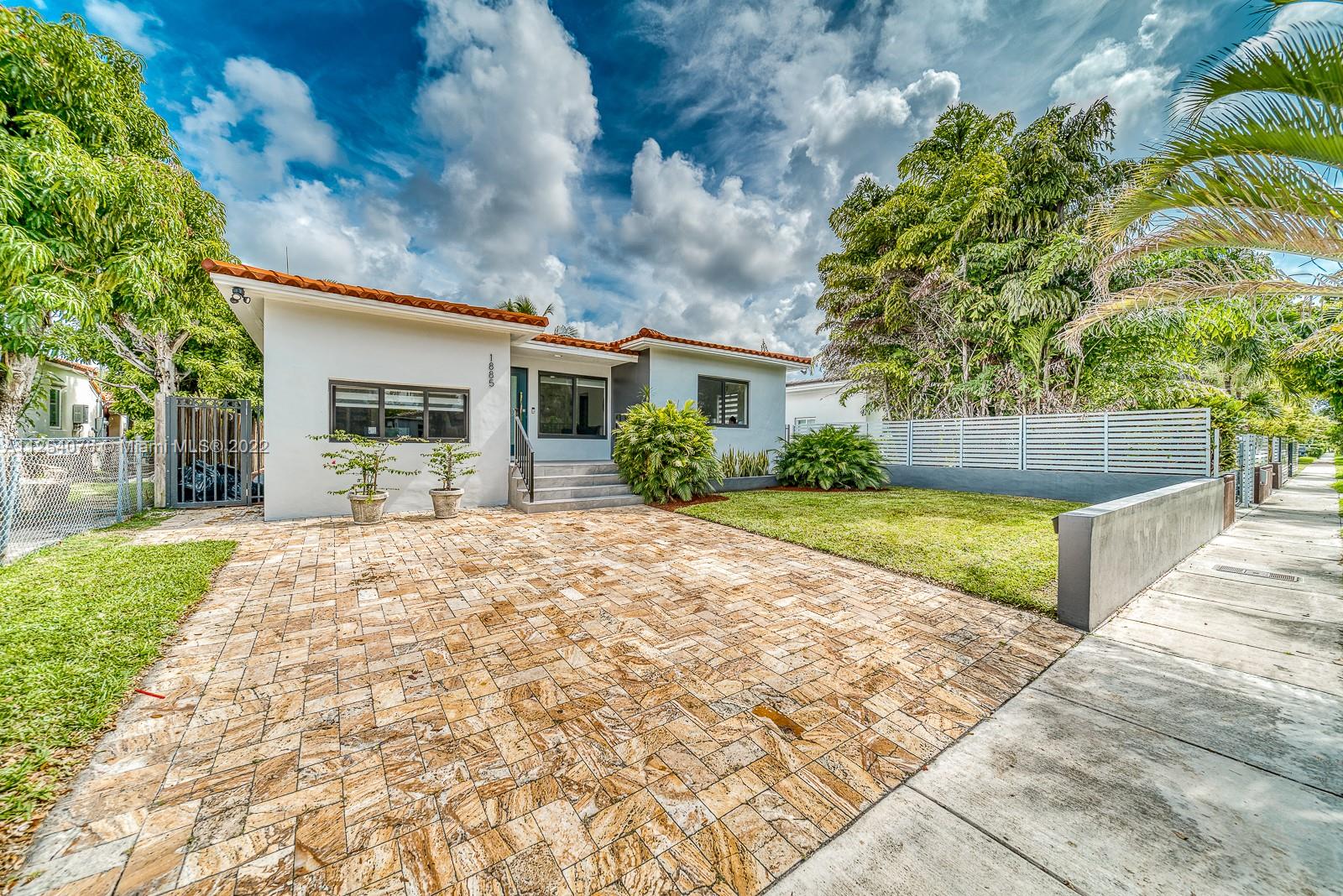 SOUTH SHENANDOAH - Residential Lease