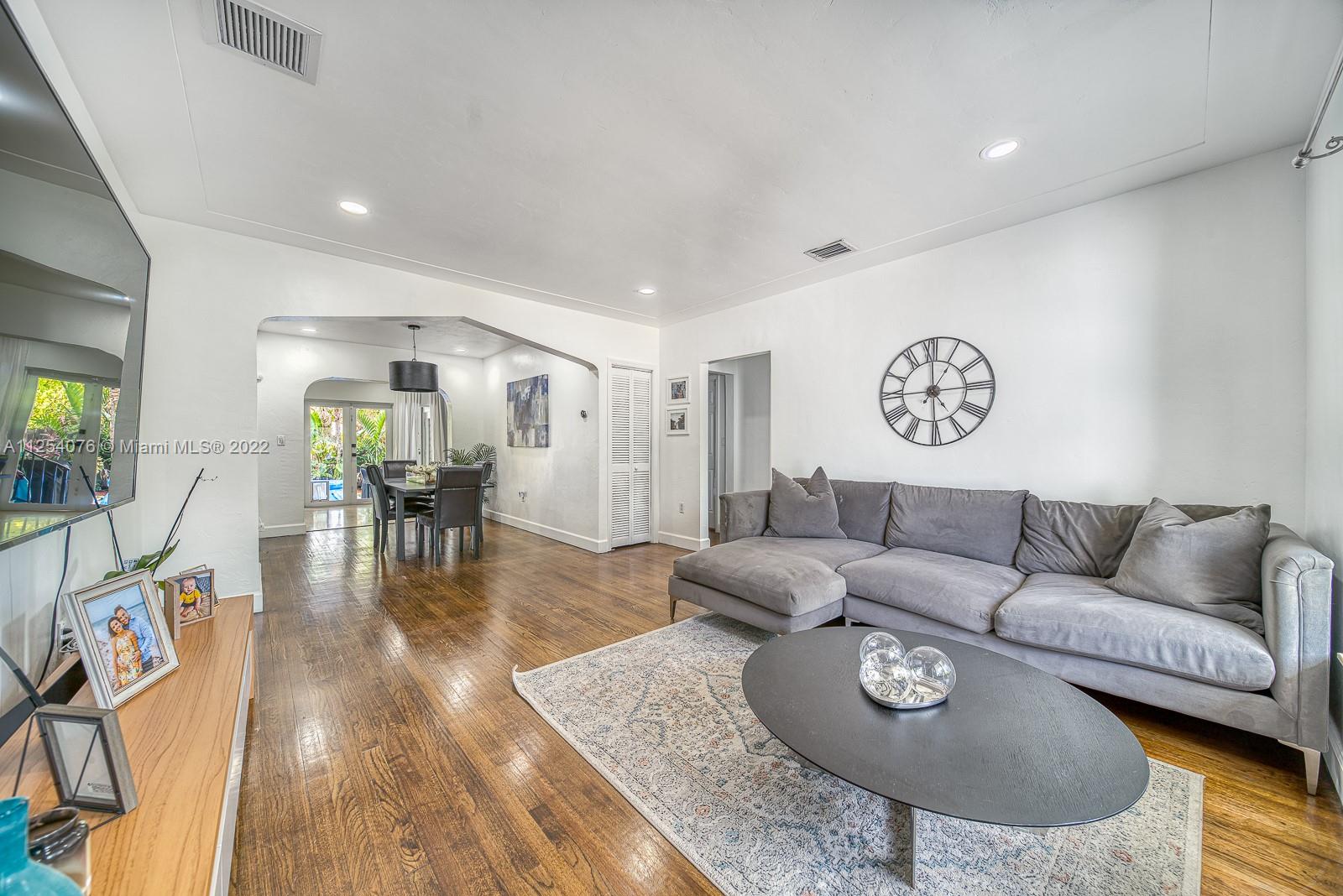 SOUTH SHENANDOAH - Residential Lease