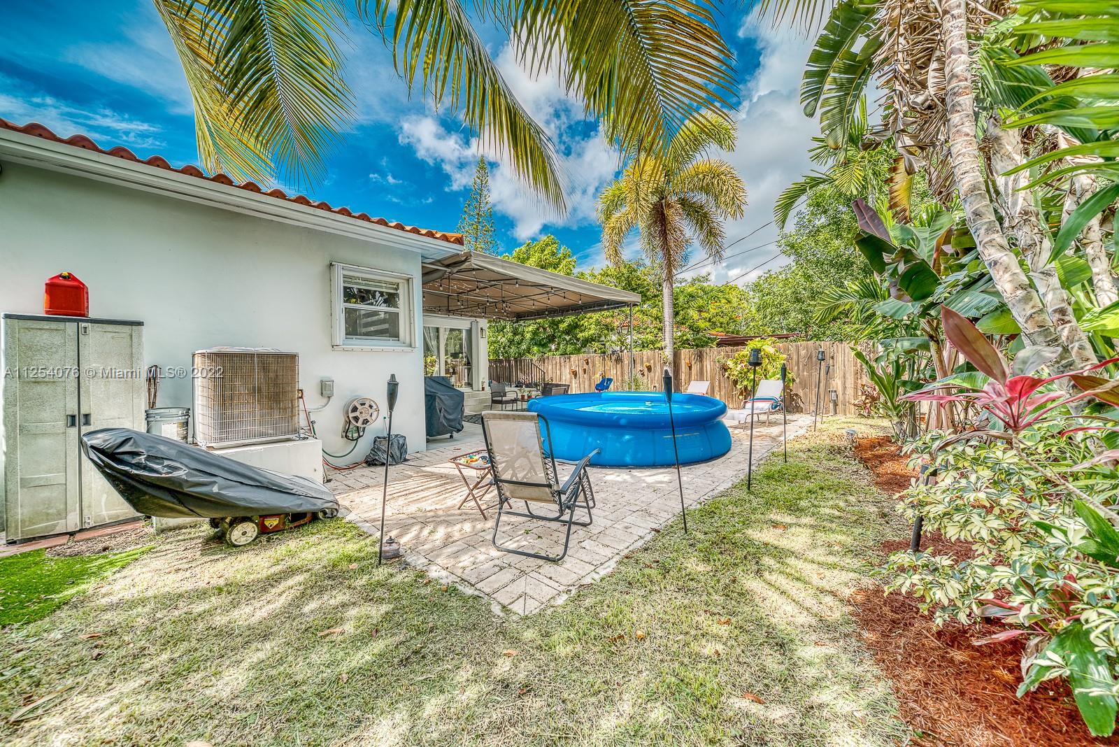 SOUTH SHENANDOAH - Residential Lease