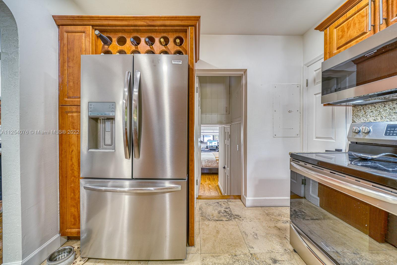 SOUTH SHENANDOAH - Residential Lease