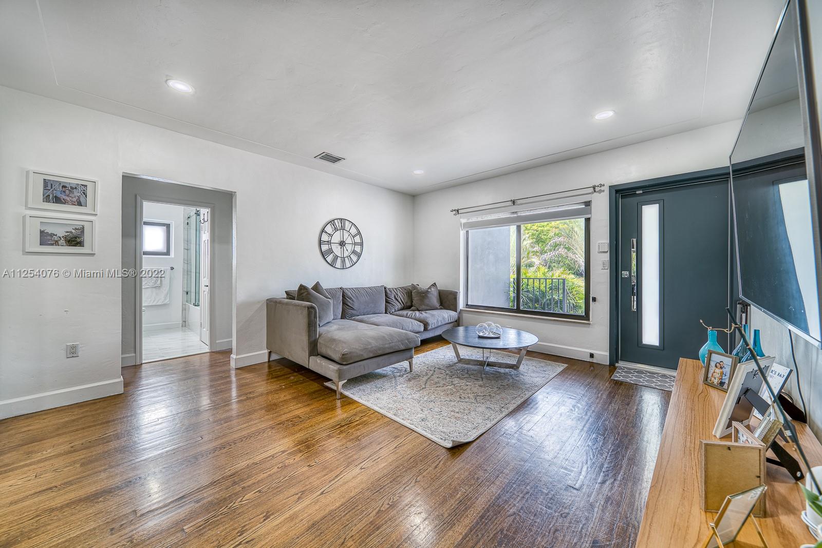 SOUTH SHENANDOAH - Residential Lease