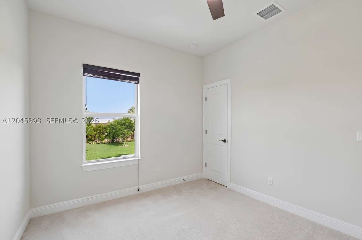 HILLCREST COUNTRY CLUB SO - Residential